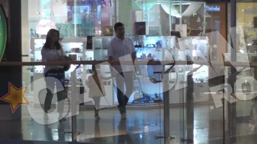 Ce se intampla in familia unei faimoase prezentatoare TV in timp ce toata lumea o da divortata!