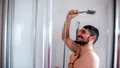 BANCUL ZILEI. BULĂ: – Iubi, vii să facem duș împreună?