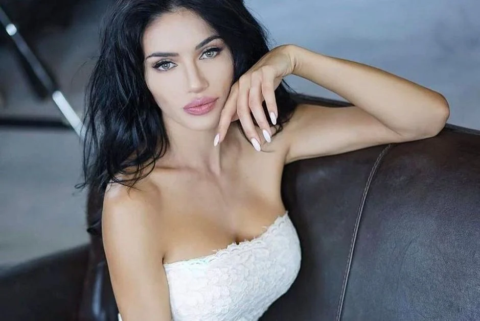 Andreea Sasu este însărcinată cu Philipp Plein / Sursa foto: Instagram