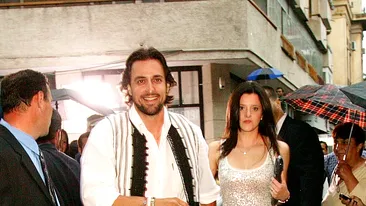 Intalnire de gradul zero. Aflat in masina cu Bebelusa, Denis Stefan s-a intalnit cu sotia. Actorul a oprit un conflict monstruos