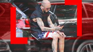 Cătălin Bordea a “lichidat” premiul de la America Express, iar acum… Singur… atât de singur! Cum l-am filmat pe celebrul comediant