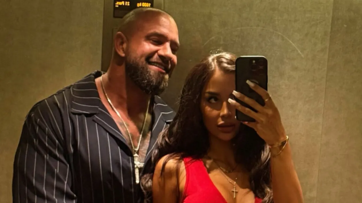 Unde a dus-o Alex Bodi pe Ancuța, după ce a fost prins în ”offside” pe litoral. Destinația e preferata brunetei!