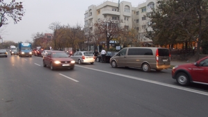 Condamnarea nu i-a scazut popularitatea lui Gica Popescu! A fost oprit in trafic pentru a da un autograf!