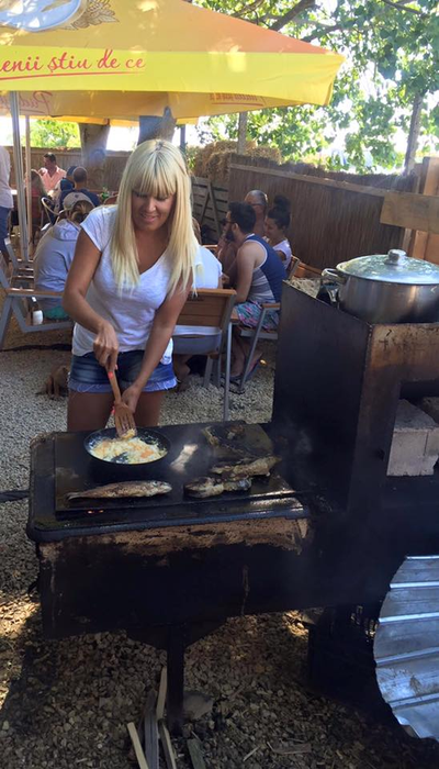 Elena Udrea a atras atenția presei din Costa Rica: „O femeie foarte controversată în ţara ei”
