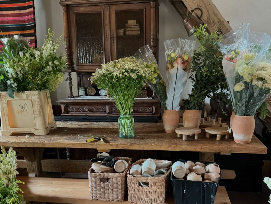 Laura Cosoi și-a botezat cea de-a patra fiică într-un decor de basm. O persoană dragă din viața actriței a lipsit de la marele eveniment