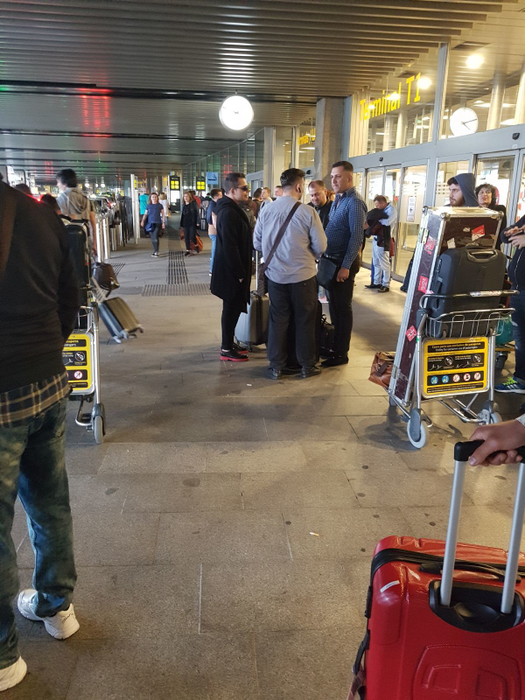 Jean de la Craiova a aterizat vineri seara pe aeroportul din Madrid.