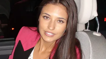 Uite ce face Antonia in spatele scenei cu dansatorii. Scene incredibile dupa concertul de la Mizil