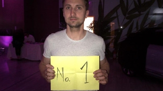 Dani Otil s-a sarutat prima data cu o fata pe care nu o cunostea! Vezi cine a fost!