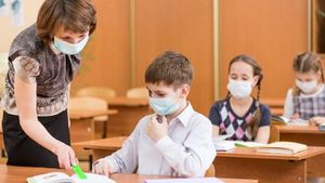 Liceul „Ovidius” din Constanța se închide la numai o zi de la începerea anului școlar, după ce patru angajați au fost testați pozitiv cu COVID-19