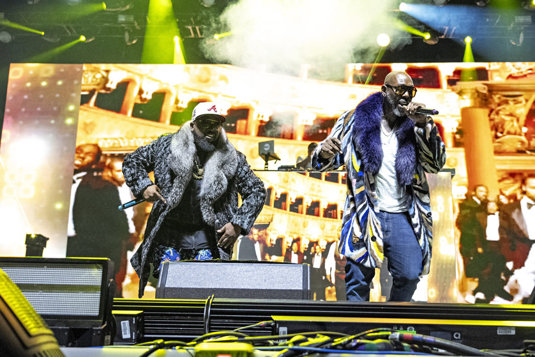 Big Boi, alături de un alt rapper cunoscut, Sleepy Brown (Foto: profimediaimages.ro)