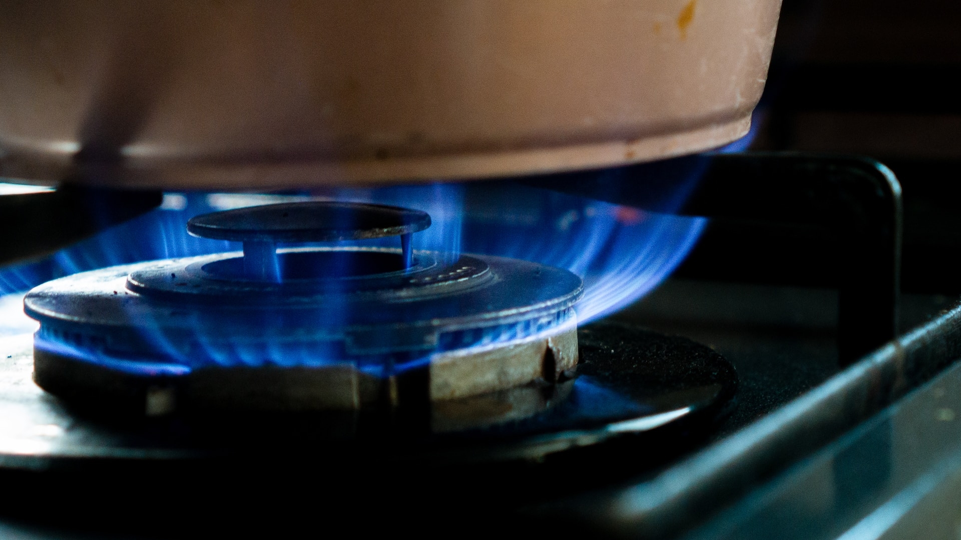 Bucătărie plină de savoare: alegerea perfectă a unui aragaz pe gaz durabil