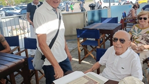 Luciano, în vârstă de 100 de ani, a mers să își schimbe permisul de conducere. De necrezut ce răspuns a primit din partea autorităților