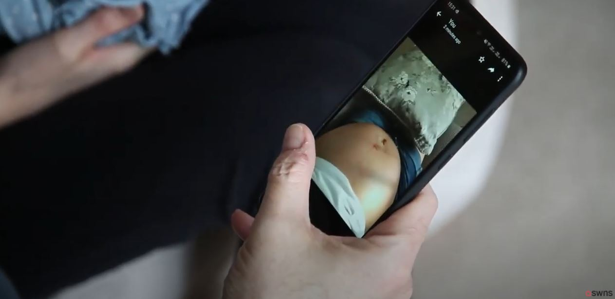 O britanică a rămas însărcinată în timp ce era deja însărcinată: “Când ne-au anunţat medicii, mi s-a părut o adevărată nebunie”. Care este explicația | VIDEO