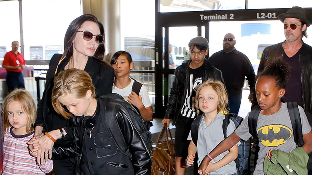 S-a întâmplat! BRAD PITT a făcut asta pentru prima oară de când s-a aflat că divorţează de ANGELINA JOLIE