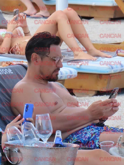 Cum și-a răsfățat Daniel Pavel soacra, de ziua ei! Imagini inedite cu prezentatorul ”Survivor” la Mamaia
