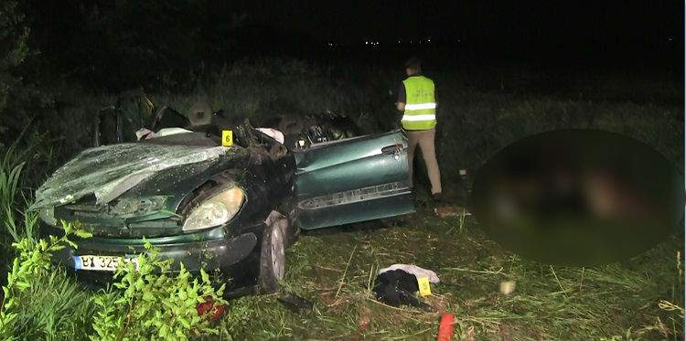 Cinci oameni au murit și un copil a supraviețuit în urma unui accident înfiorător! Mașina în care erau a plonjat zeci de metri  după ce s-a izbit de o cale ferată din Timiș