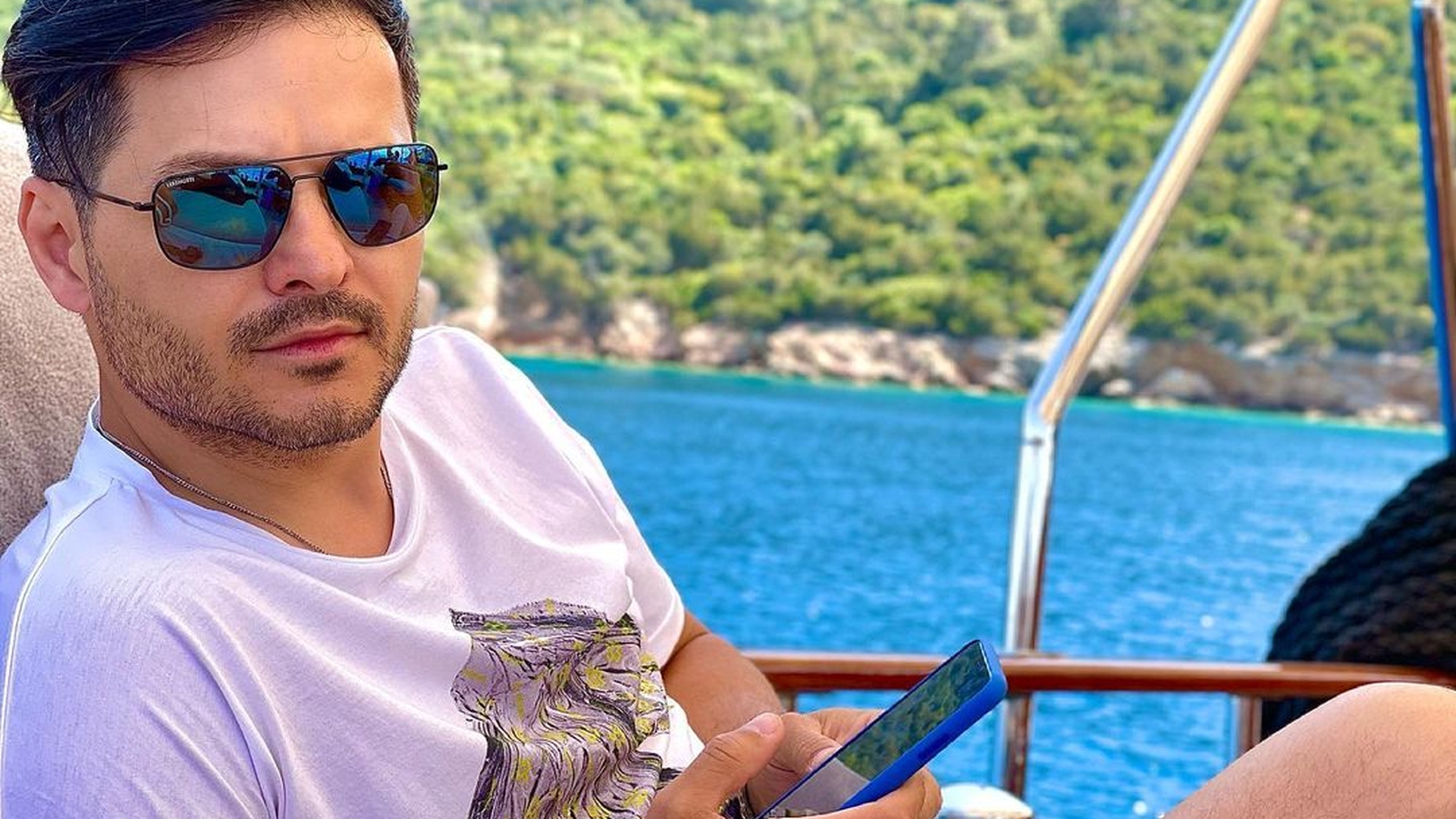 Liviu Vârciu a răbufnit pe reţelele de socializare. Prin ce momente neplăcute a trecut artistul în trafic