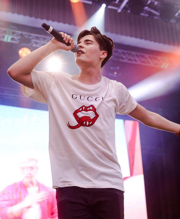 Selly, cel mai urmărit vlogger din România