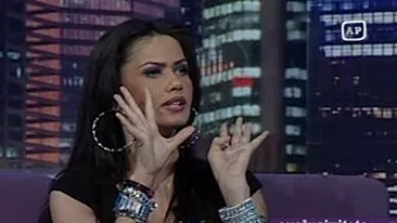 VIDEO Oana Zavoranu: Pepe se cearta cu mine pe trei oua si doua scobitori! Vrea sa-i returnez un tirbuson, perne, sticlute de mir si iconite