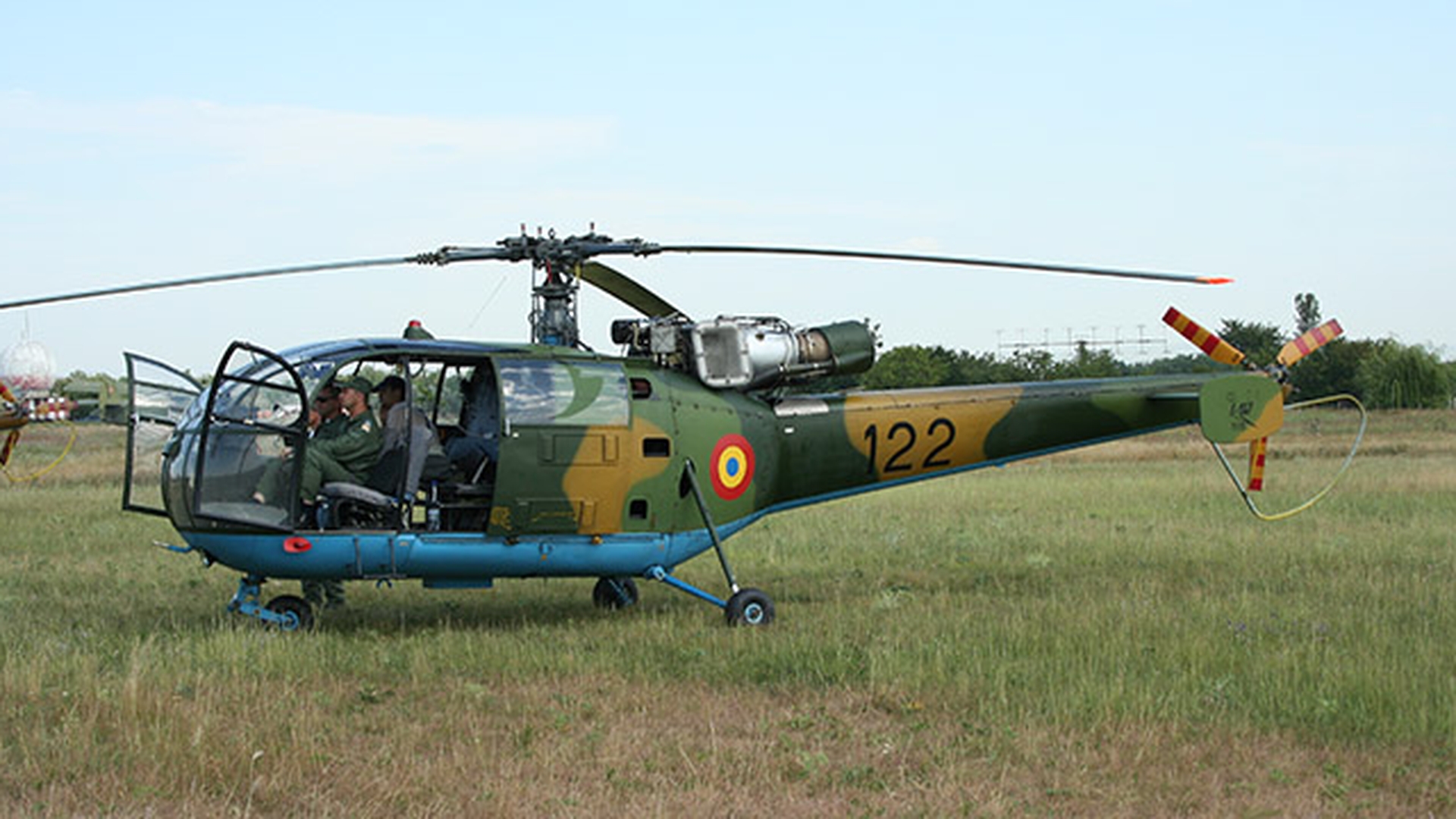 Accident aviatic, in Romania! Un elicopter a ratat decolarea, pe baza militara de la Boboc