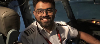 Mărturia pilotului înjunghiat de copilot în timpul zborului FlyDubai: „Rănit, mi-am spus să mai fac un ultim efort”