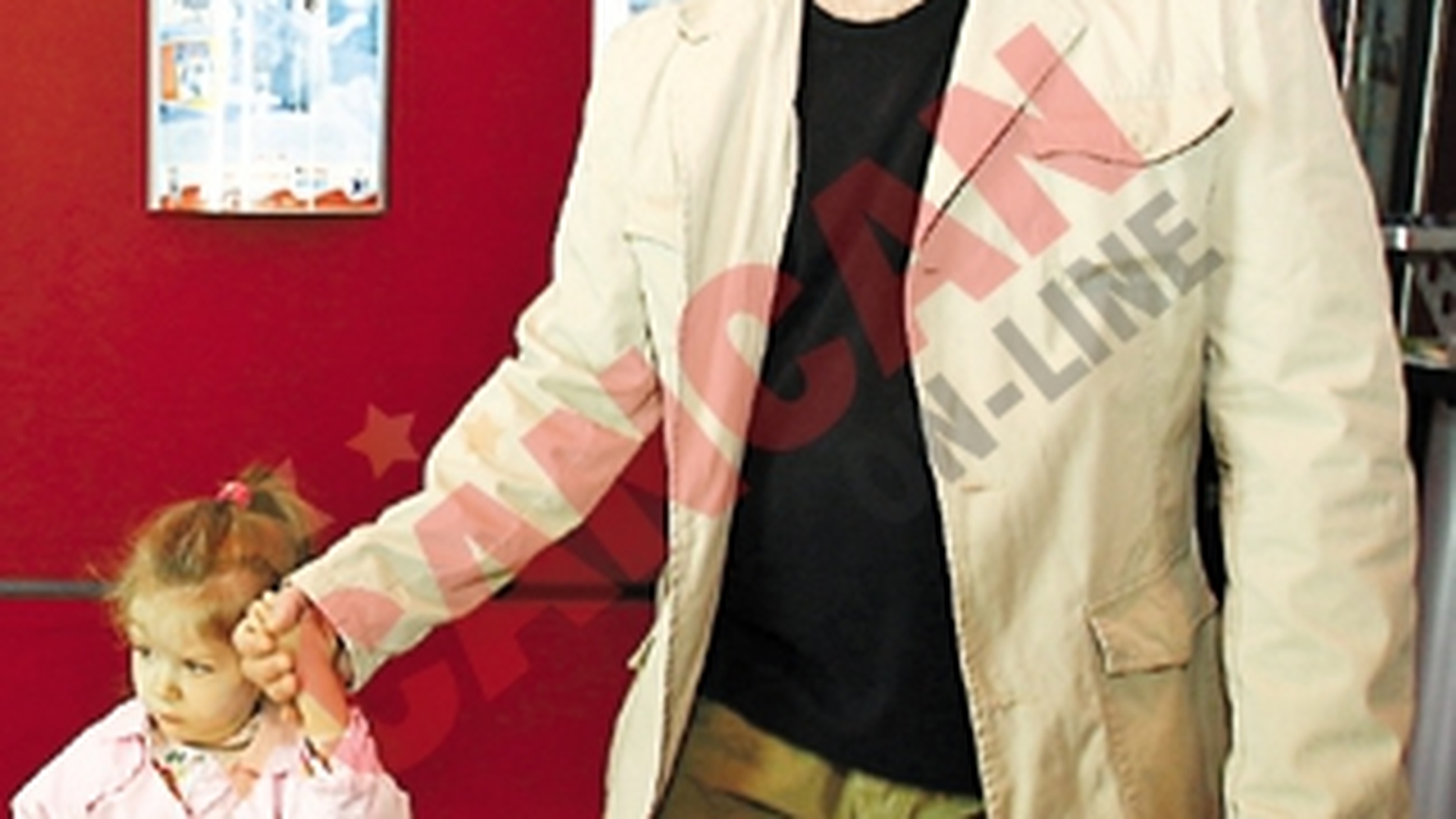 Florin Busuioc: "Sunt un pic tatic, un pic bunic si, de foarte multe ori, copil!"