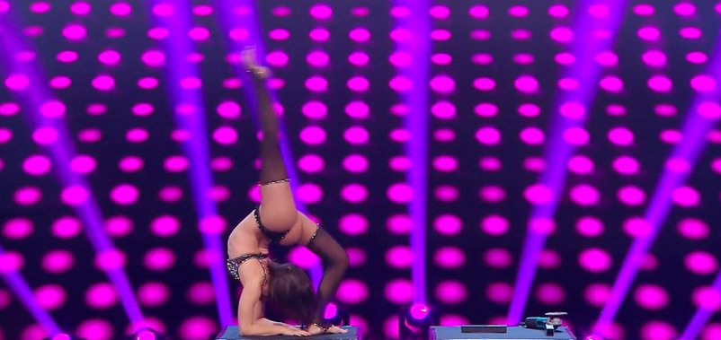 Scene halucinante la iUmor! Mihai Bendeac, replică obscenă după ce a văzut-o pe Cristina Garcia: „Mi-ar plăcea să mă luaţi puţin la…”