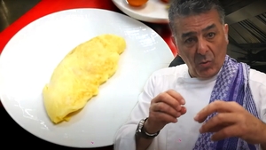 Rețeta de "omletă perfectă" a lui Joseph Hadad. Secretul nebănuit al juratului "Masterchef" de la Pro TV