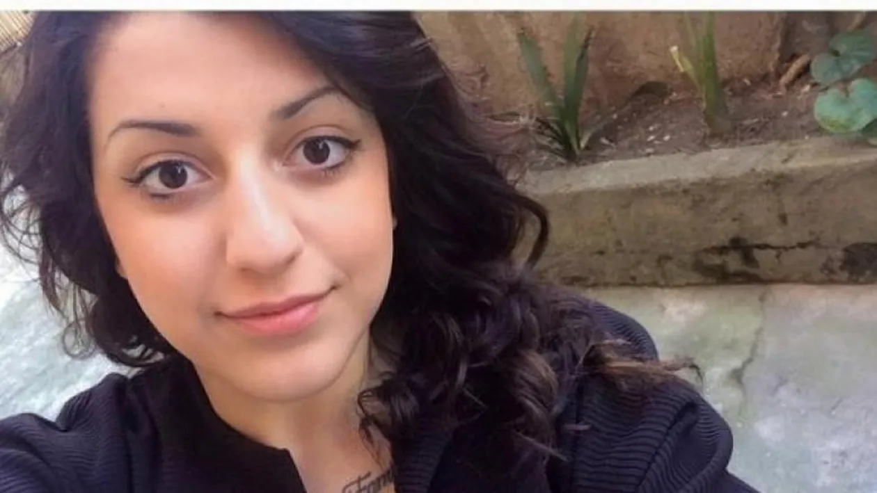 Caz șocant! O tânără de 21 de ani a murit după ce și-a făcut o rinoplastie