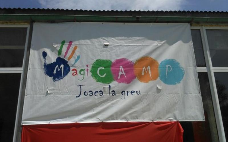 Jaf la tabăra pentru copiii bolnavi de cancer! Melania Medeleanu a cerut ajutor