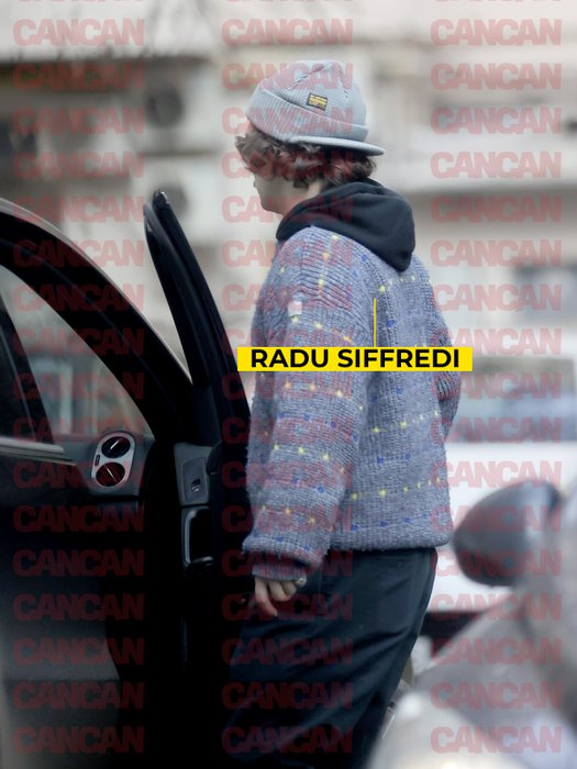 Iubitul Oanei Matache a coborât din mașină / (Sursa: CANCAN.RO)