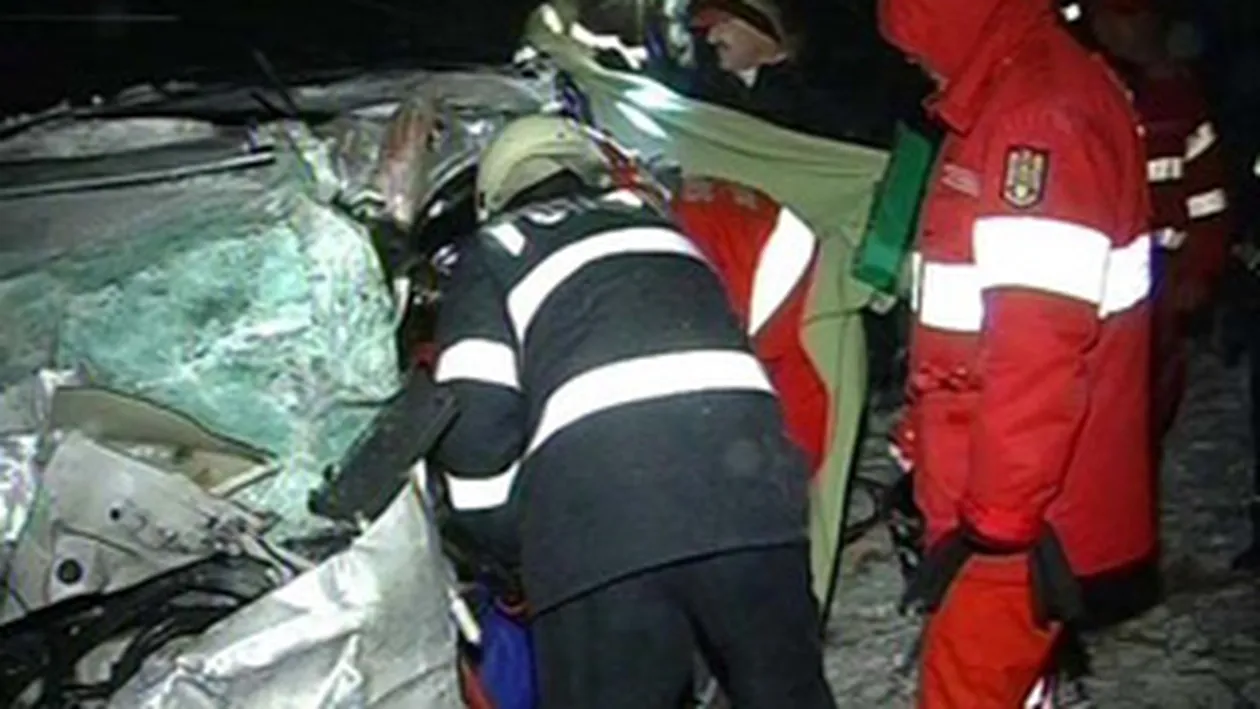 Doi tineri din Dorohoi si-au pierdut viata intr-un accident rutier!