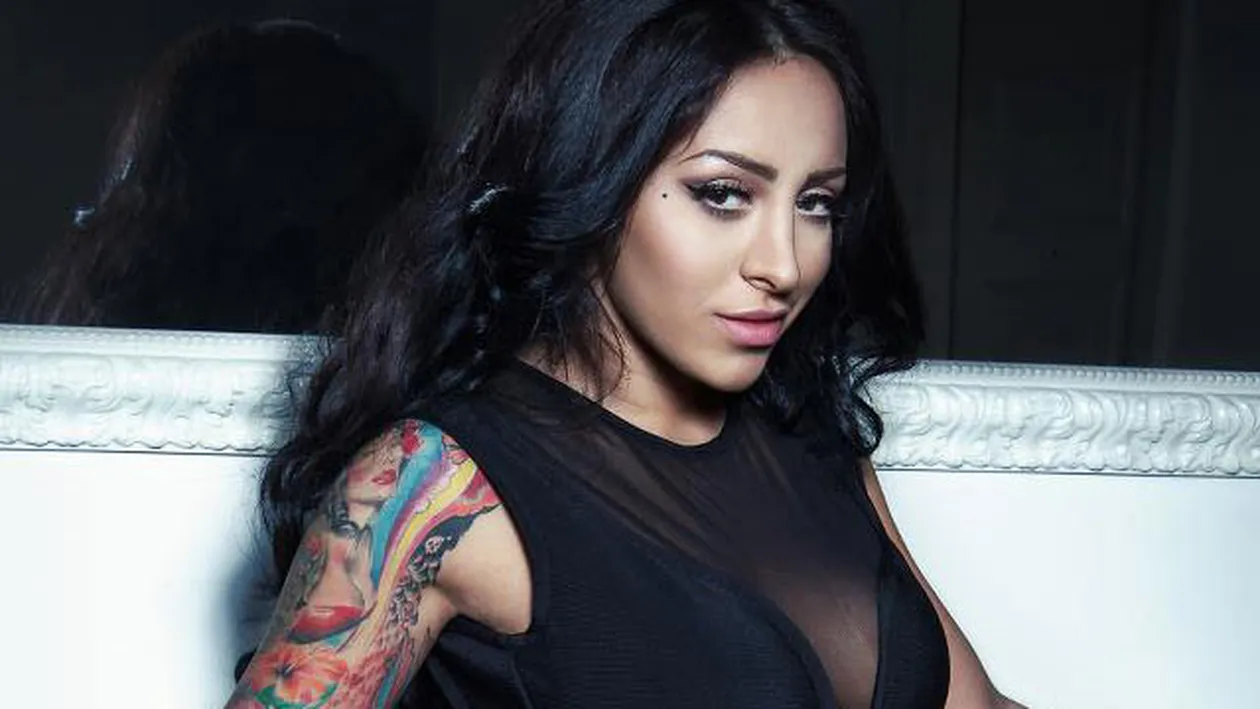 Schimare radicala! Nici nu iti imaginezi cum arata Ruby la varsta de 15 ani!