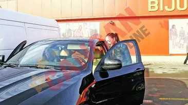 Mi-a cerut bani cu tupeu!