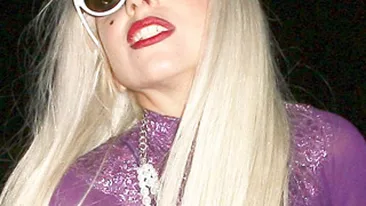 Lady GaGa e satanista? Acuzata ca a facut baie in sange