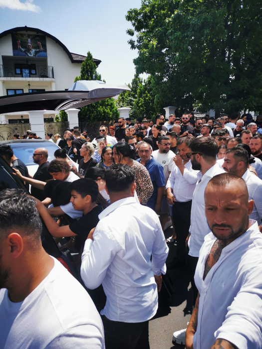 Ciprian Pian, condus pe ultimul drum! Imaginile durerii în 100 de fotografii