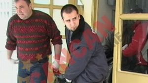 Omorata pentru doua pungi de macaroane