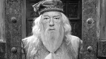 Fanii seriei Harry Potter, în doliu! Celebrul Dumbledore s-a stins din viață la 82 de ani. Care este cauza morții