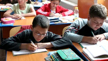 Profesorii, platiti la negru! Fac 320 de milioane de euro pe an din meditatii