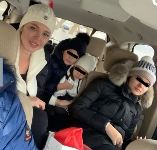 Ce viață are după ce s-a despărțit de Cristi Borcea! Unde a petrecut Alina Vidican sărbătorile de iarnă