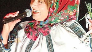 Solista de muzica populara Laura Lavric l-a injurat birjareste si a vrut sa-l bata pe mai tanarul sau coleg Alexandru Recolciuc! "La ce panarama a facut, e posibil sa fi baut ceva"