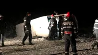 Au fost la un pas de tragedie! Microbuz cu 13 oameni, răsturnat din cauza viscolului