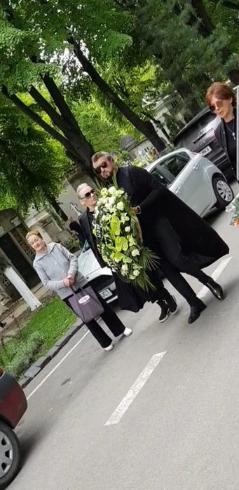 Cătălin Botezatu, distrus de durere la înmormântarea excentricului Alex Faur