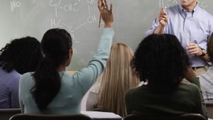Un profesor din Buzău a murit electrocutat în timpul orelor! Scenele şocante s-au petrecut în faţa elevilor!