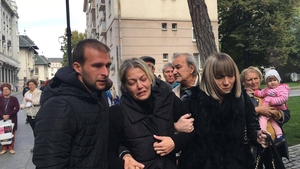 Momente sfâşietoare la căpătâiul lui Ilie Balaci! Fiica cea mare, Lorena, a avut nevoie de ajutor