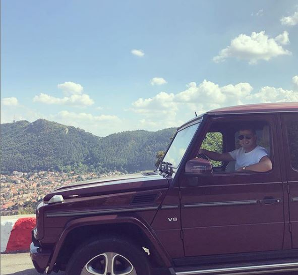”Prințișorul SIR” a cucerit-o pe sexy-Denisa cu o vacanță de lux la Dubai