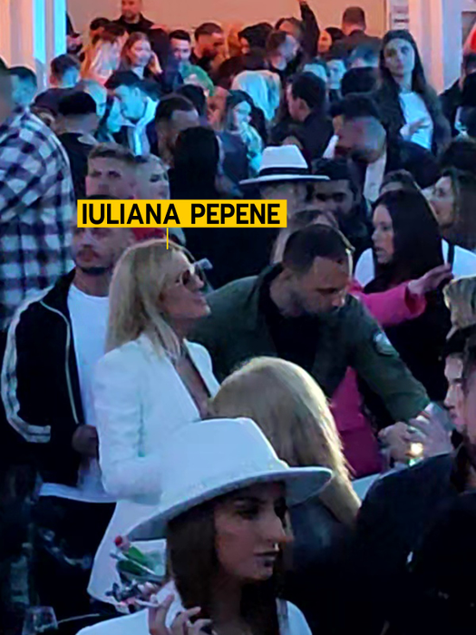 Iuliana Pepene, "în siguranță" în compania altui amic (Foto: CANCAN.RO)