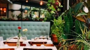 Restricții în București. S-a decis închiderea restaurantelor în interior + Alte măsuri