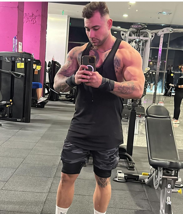 Claudiu de la ”Insula Iubirii” este un cuceritor (Foto: Instagram)