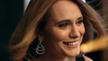 Imaginea pe care o astepti de multa vreme! Uite-o pe Andreea Esca in costum de baie! Ce bine arata stirista